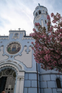 Touriemagnet Blaue Kirche