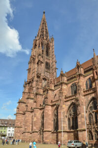 Dom